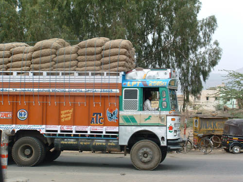 BusToJodhpur-GoodsCarrier