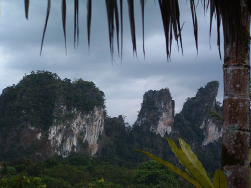 KhaoSokCliffs2